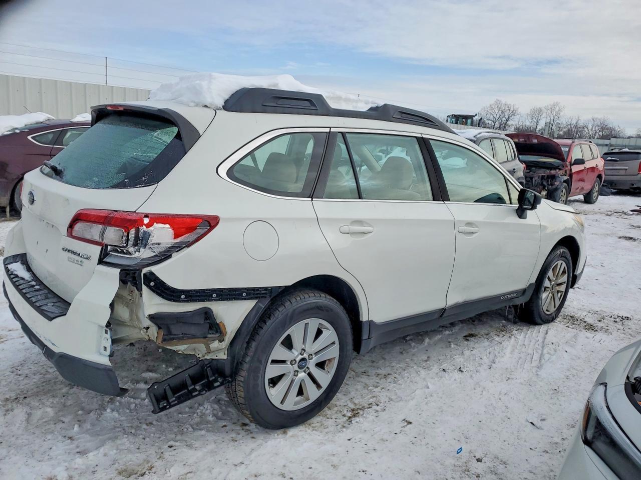 2017 Subaru Outback 2.5I - Image 3