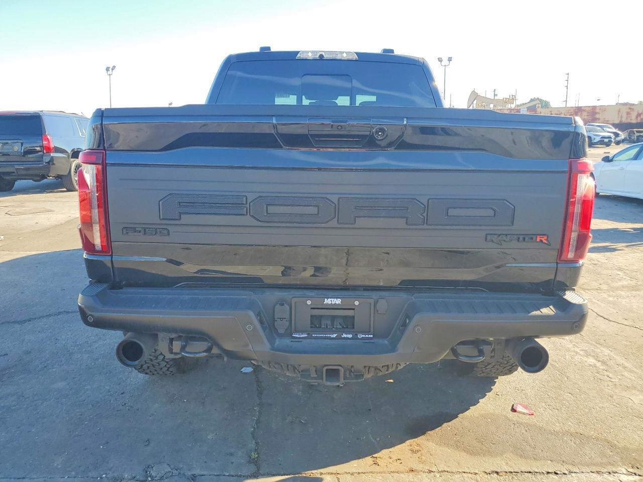 2025 Ford F150 Raptor - Фото 6