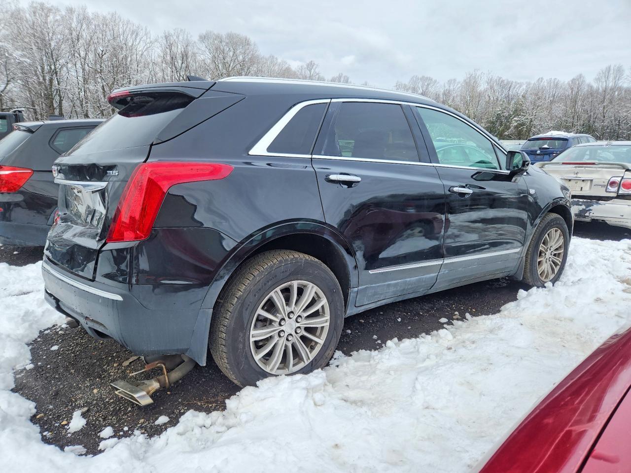 2017 Cadillac Xt5 Luxury - Image 3