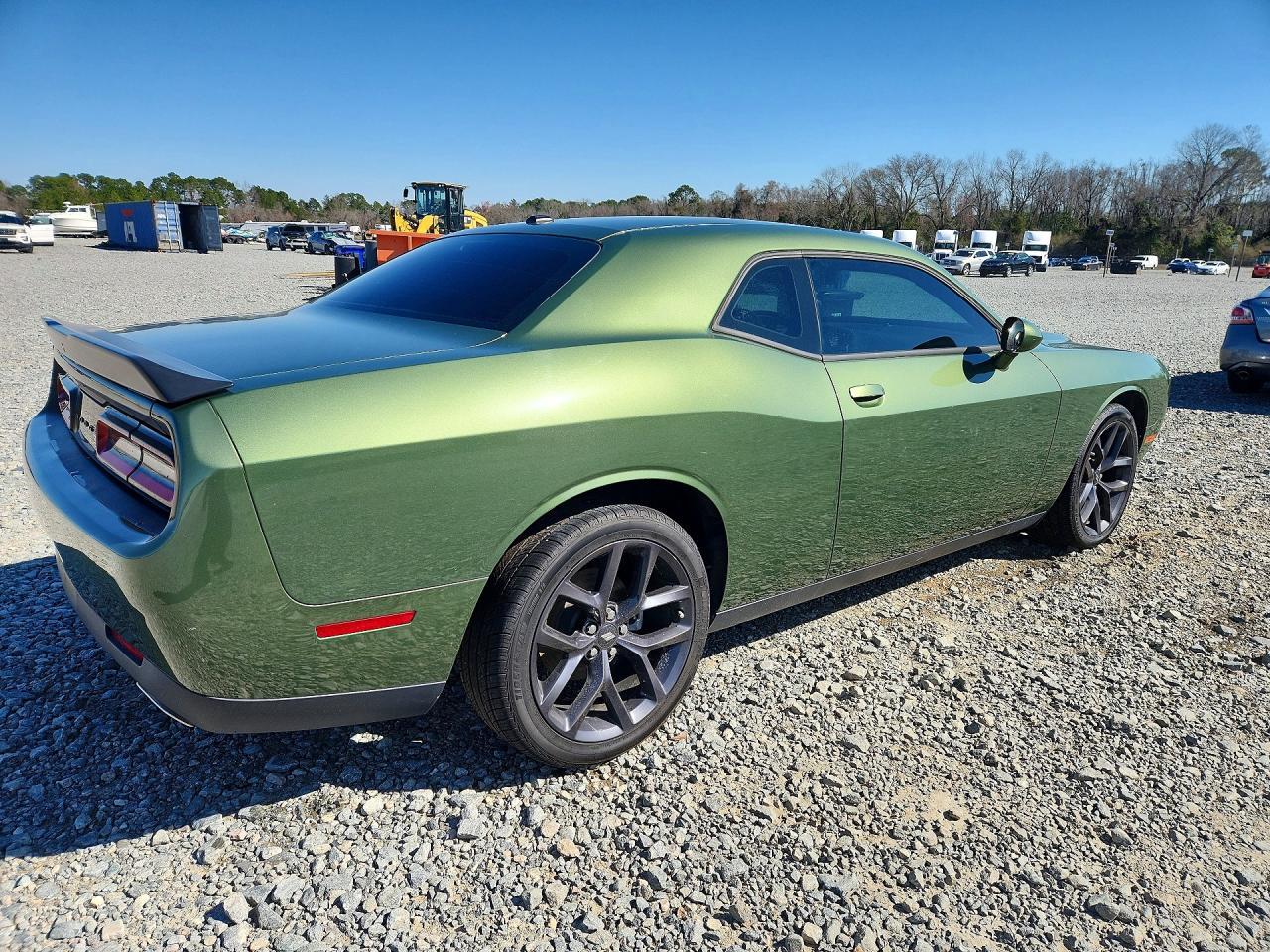 2021 Dodge Challenger Sxt - Image 3