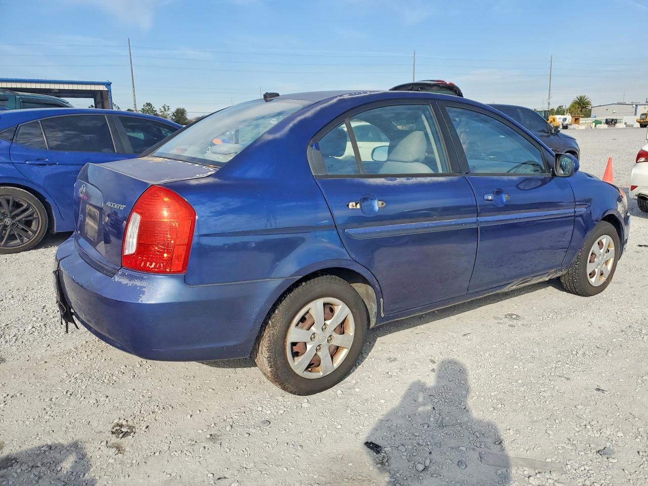 2010 Hyundai Accent - Фото 3