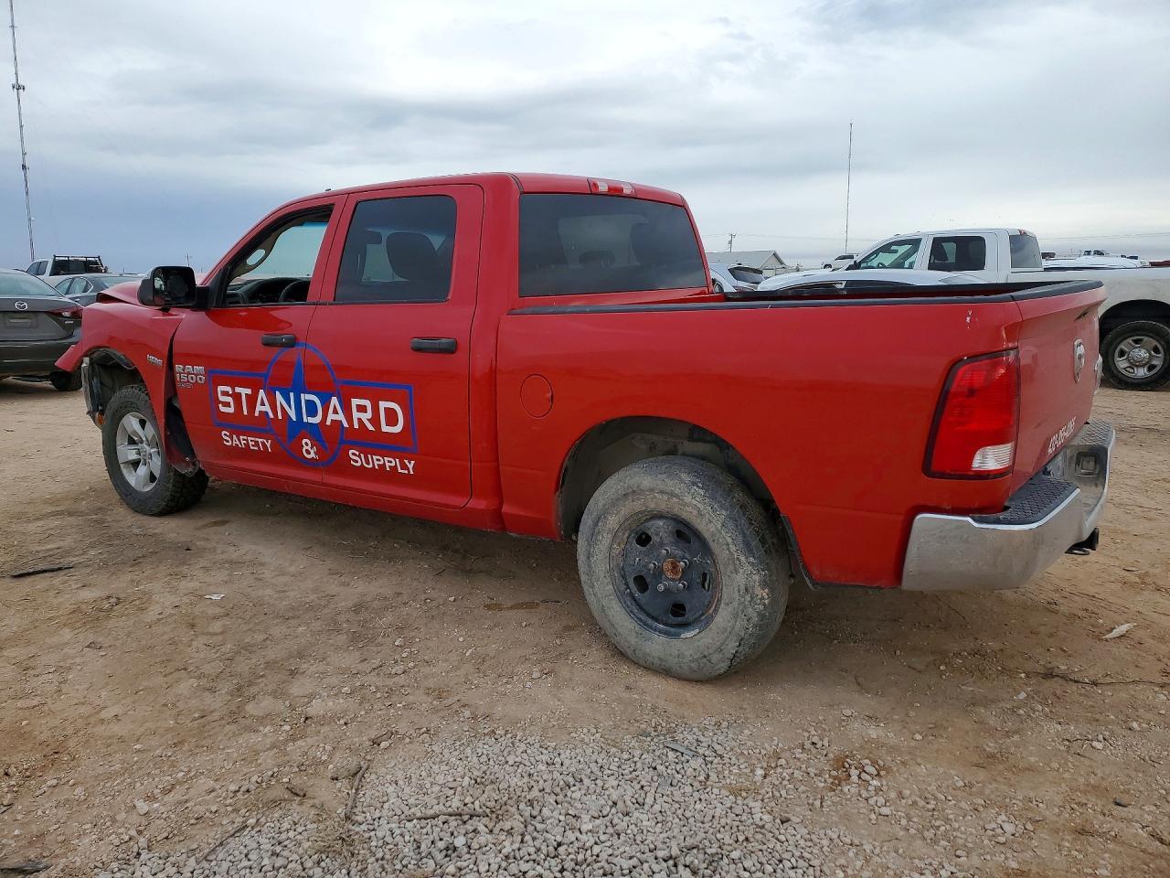 2021 Ram 1500 Classic Tradesman - Фото 2