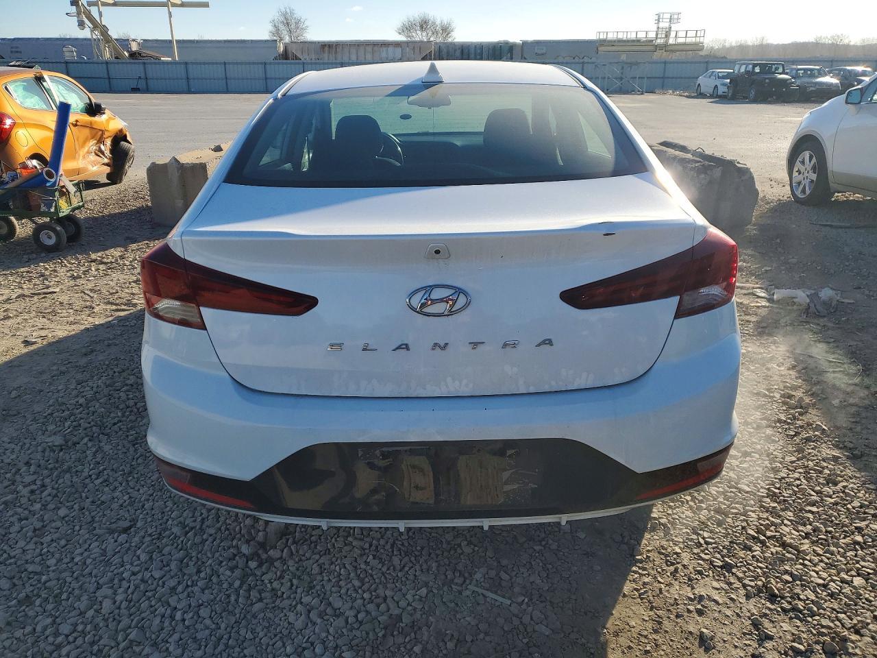 2019 Hyundai Elantra Value Edition - Image 6