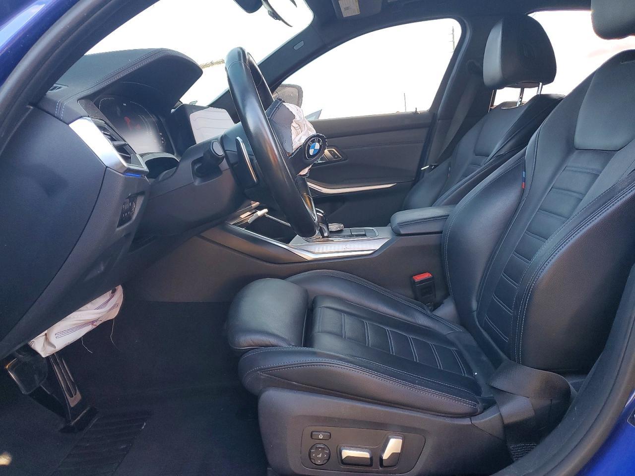 2019 BMW 330Xi - Image 7