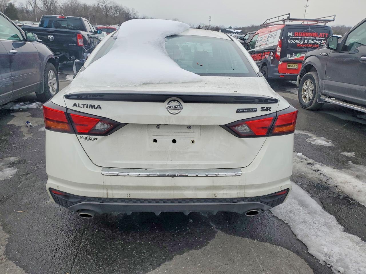 2022 Nissan Altima Sr - Фото 6