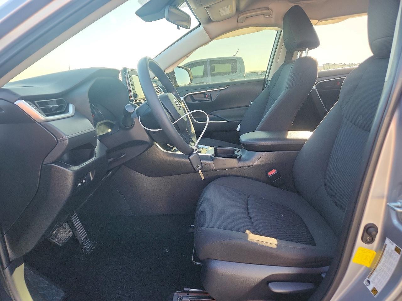 2019 Toyota Rav4 Le - Image 7