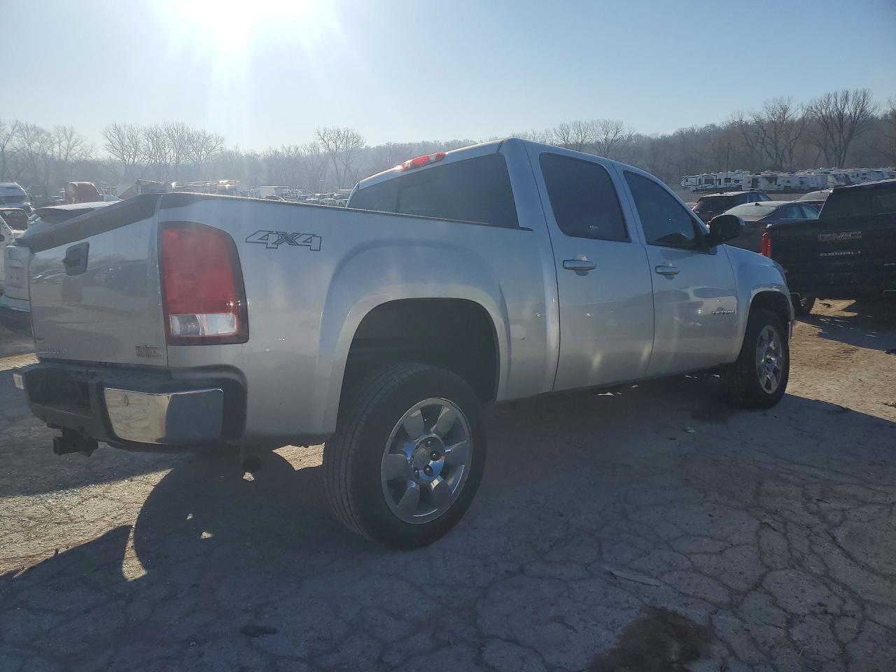 2011 GMC Sierra K1500 Slt - Фото 3