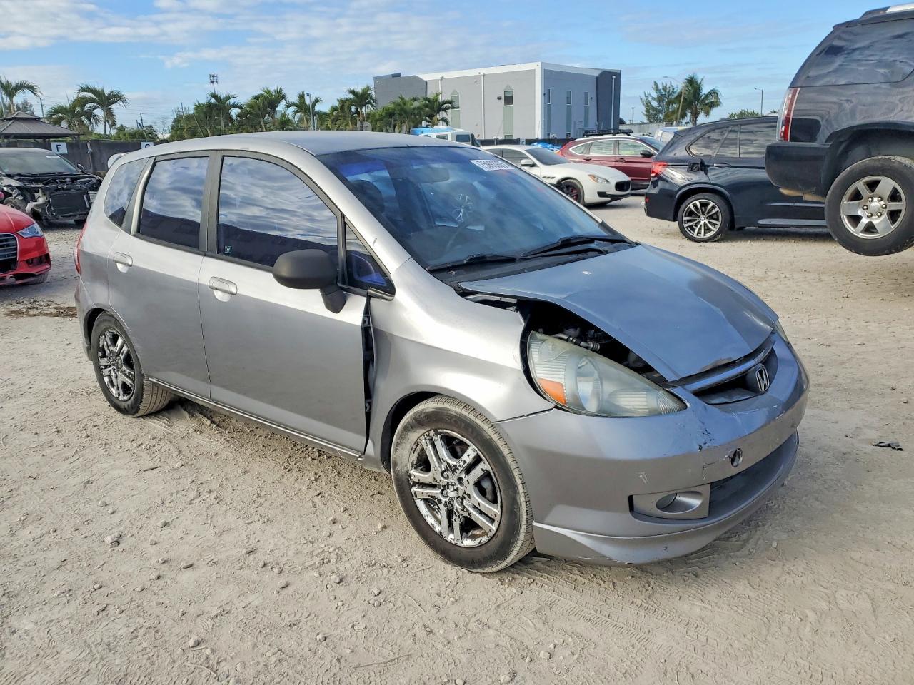 2008 Honda Fit Sport - Image 4