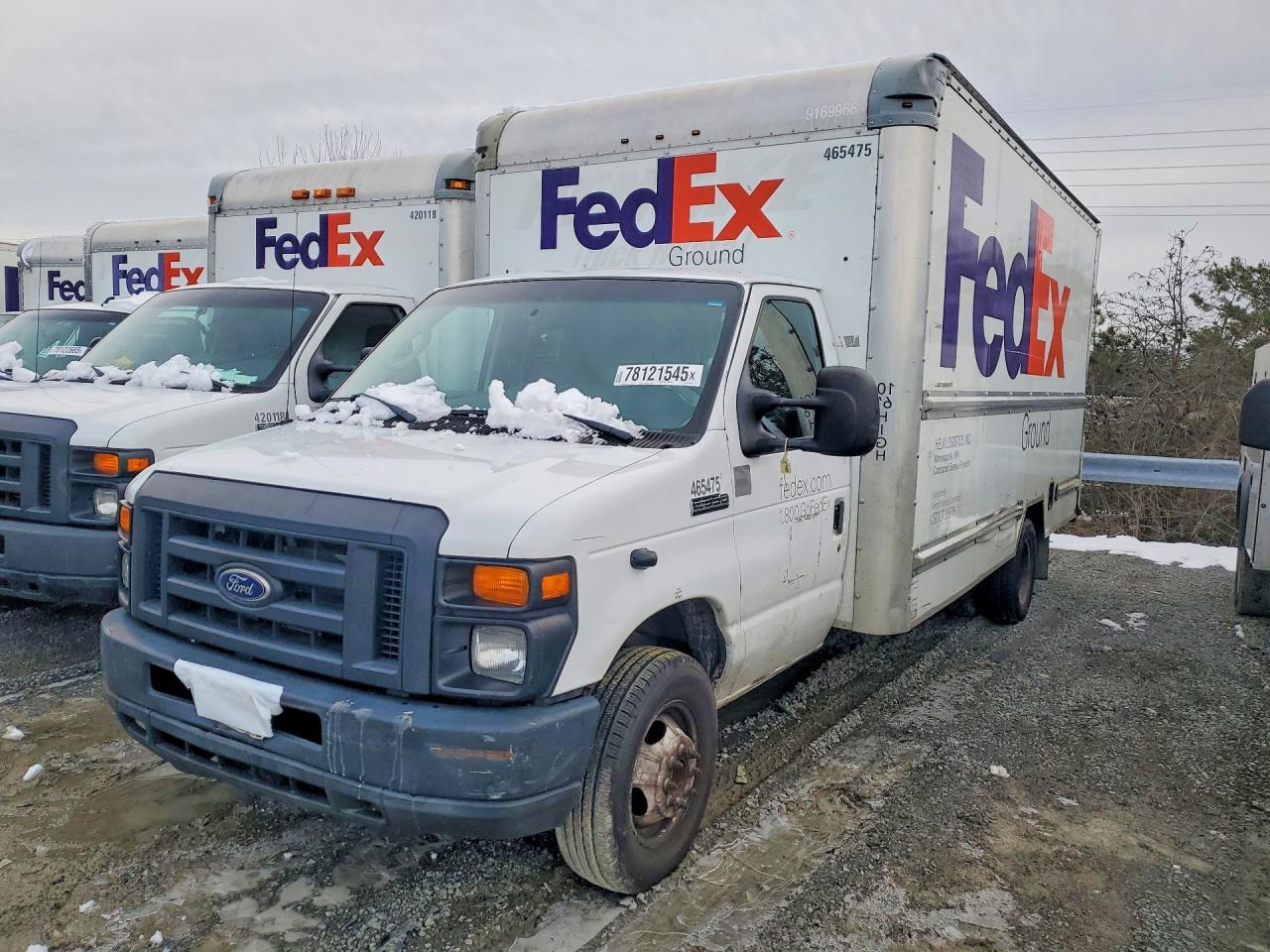 2015 Ford E350 Box Truck