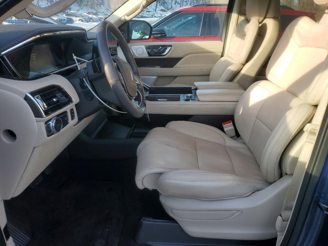 2020 Lincoln Navigator Reserve - Image 7