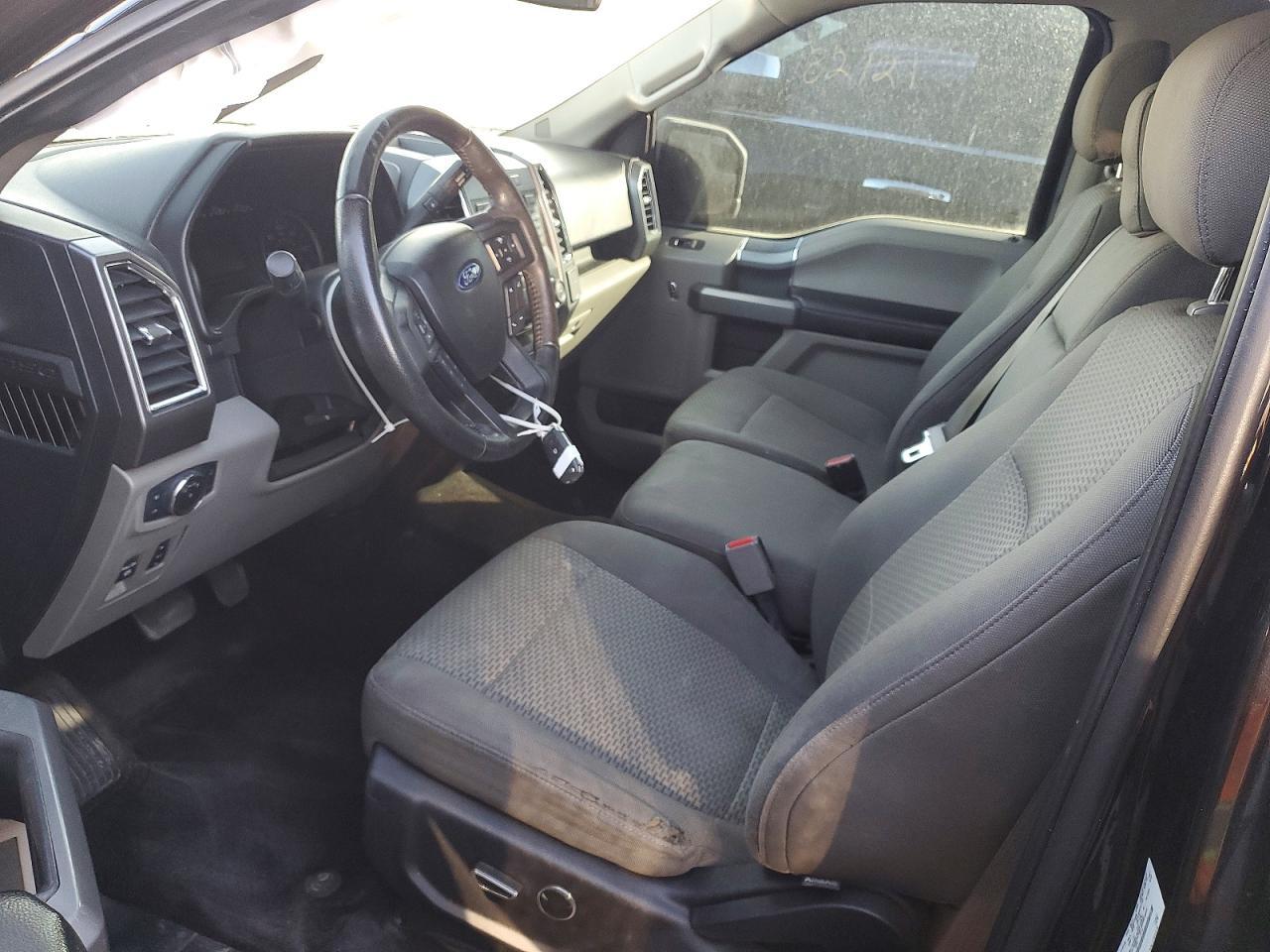 2015 Ford F150 Supercrew - Фото 7