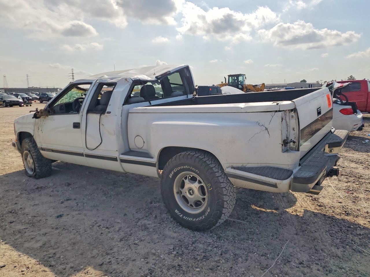 1997 Chevrolet Gmt-400 K1500 - Фото 2
