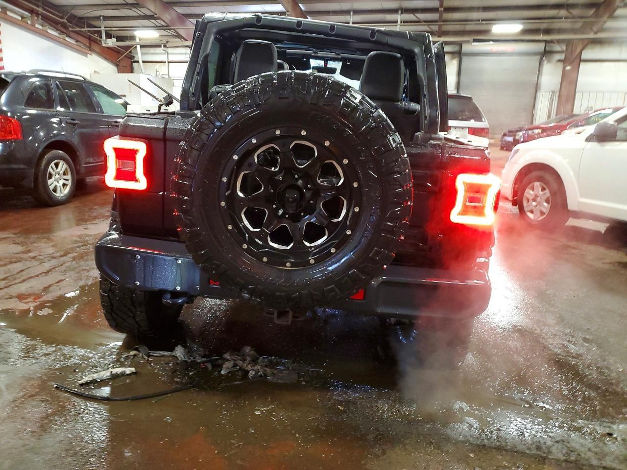 2018 Jeep Wrangler Unlimited Sahara - Фото 6