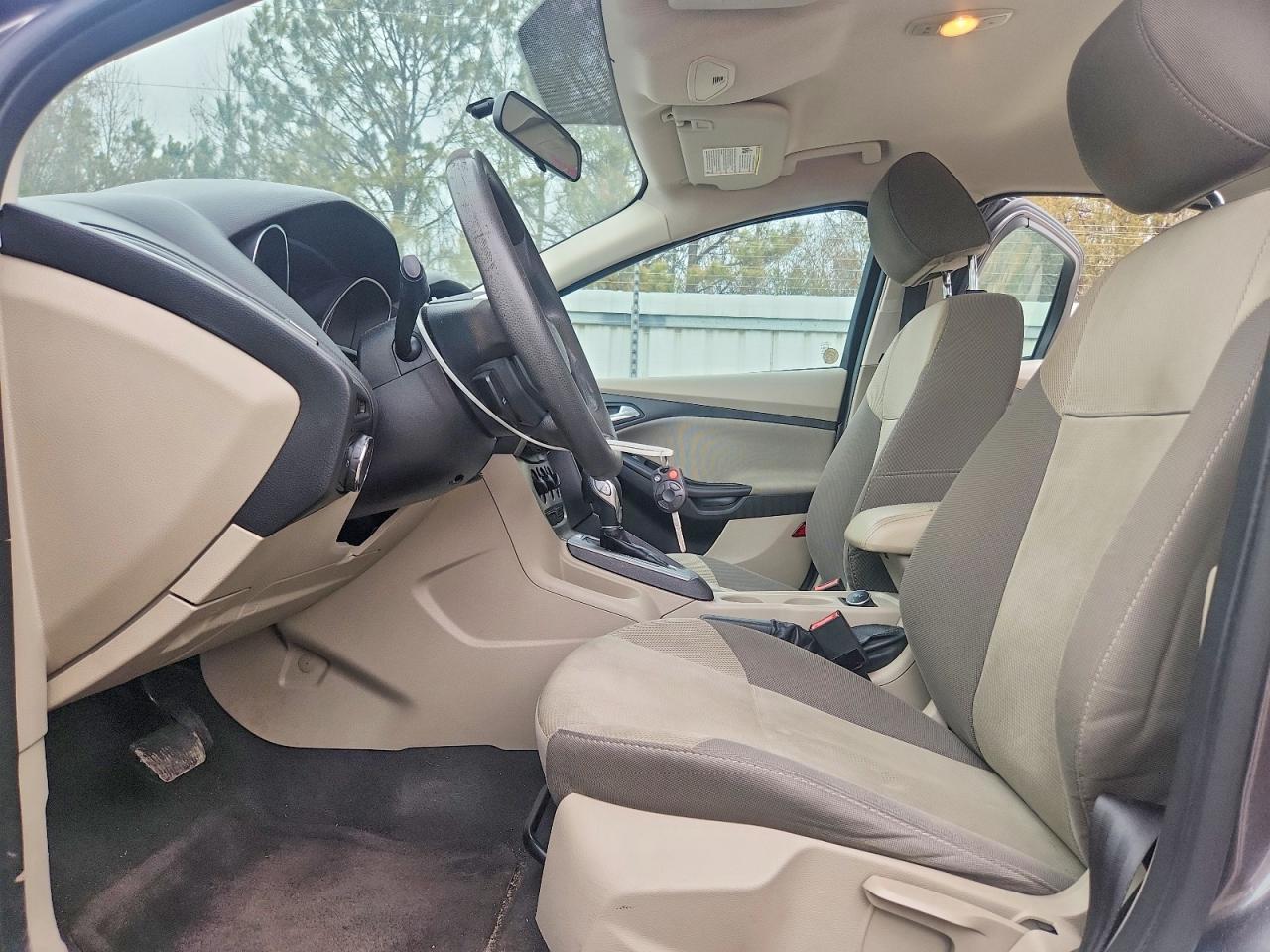 2014 Ford Focus Se - Image 7