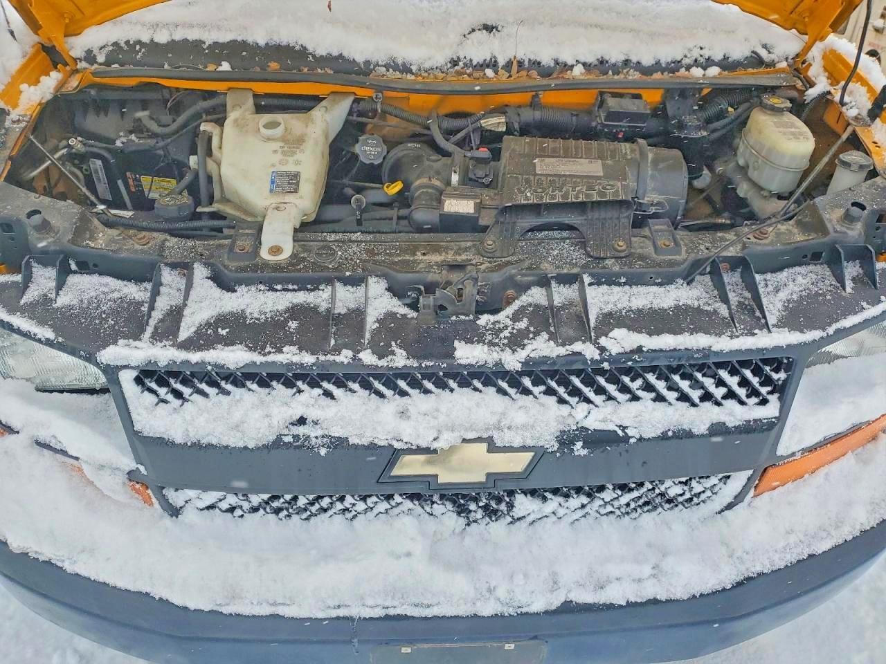 2016 Chevrolet Express G3 - Bus - Image 7