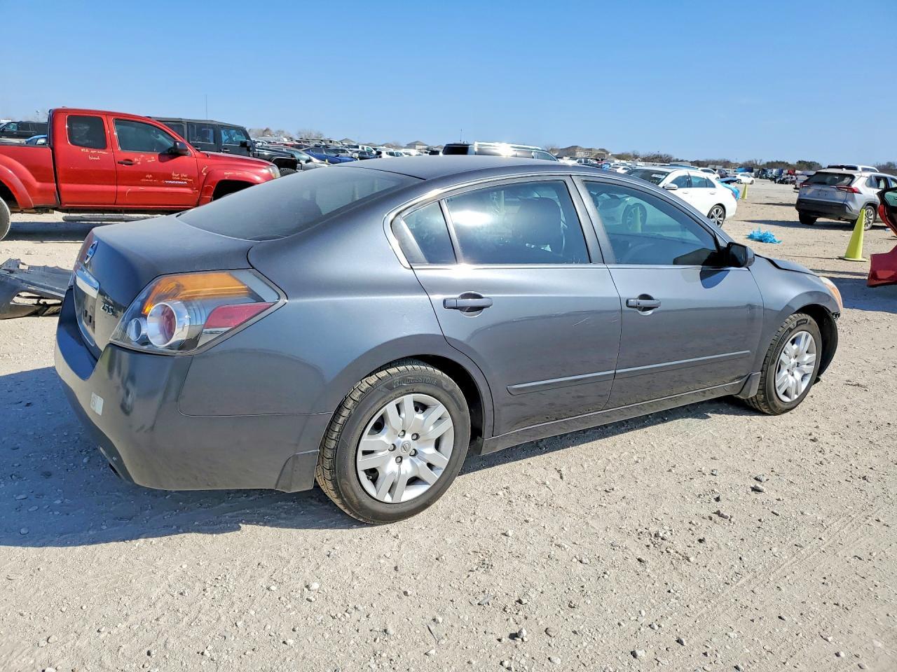 2012 Nissan Altima 2.5 - Фото 3