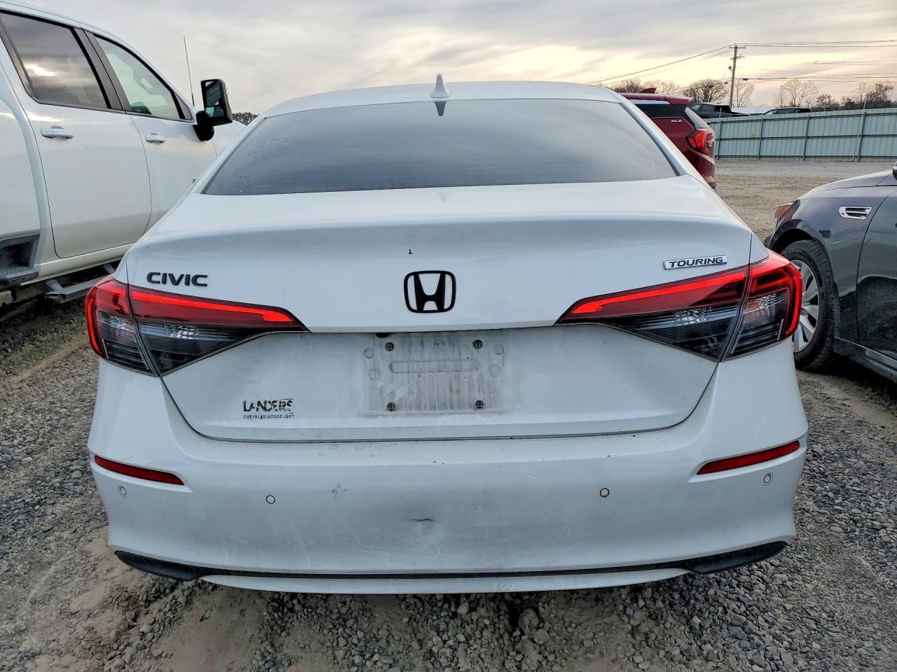 2022 Honda Civic Touring - Фото 6
