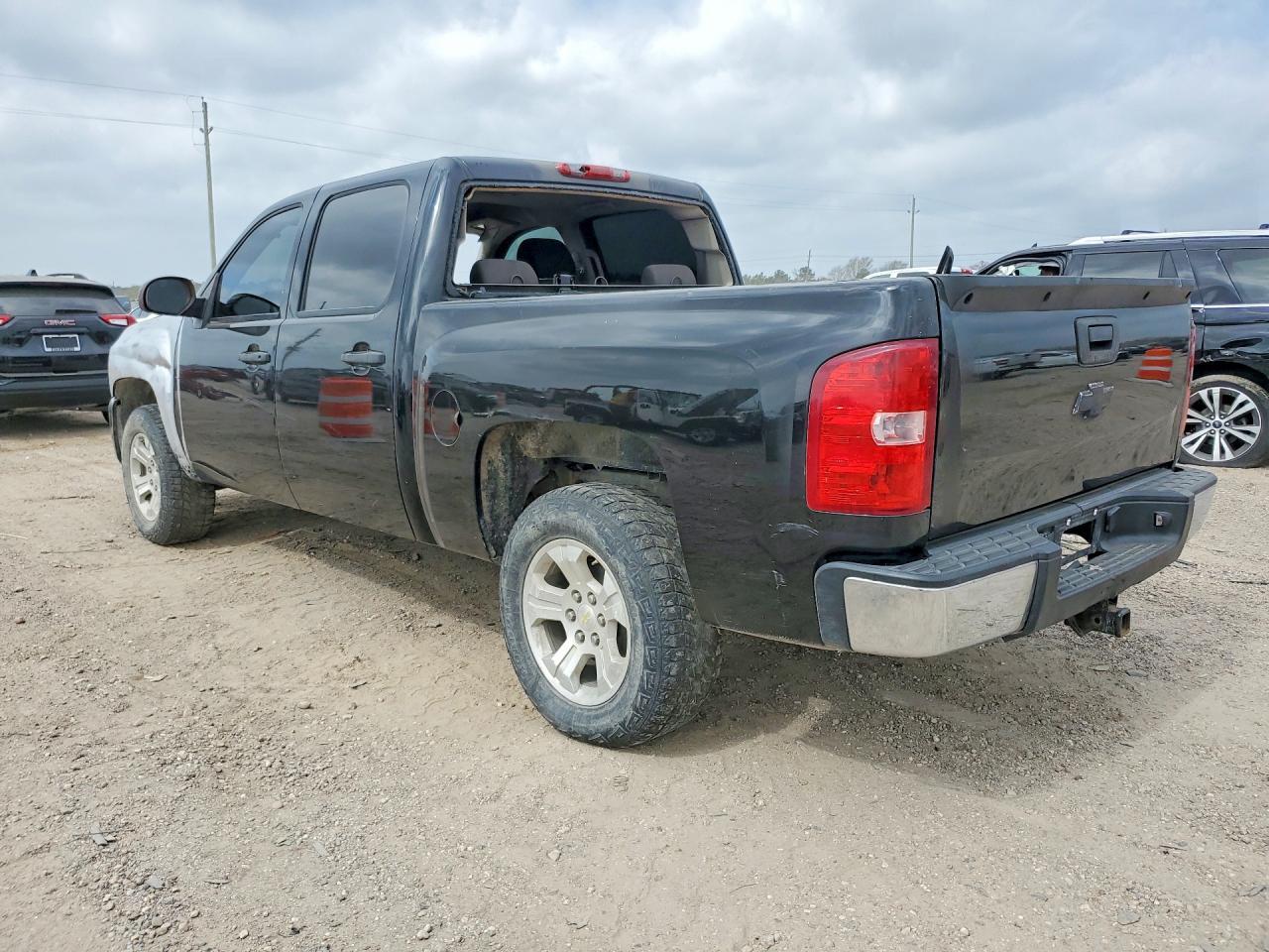 2013 Chevrolet Silverado C1500 Ls - Image 2