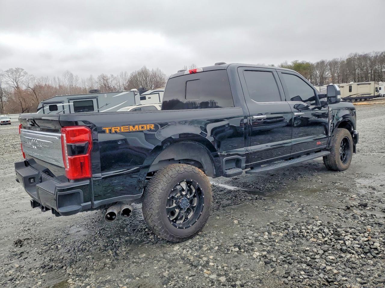 2024 Ford F250 Super Duty - Фото 3