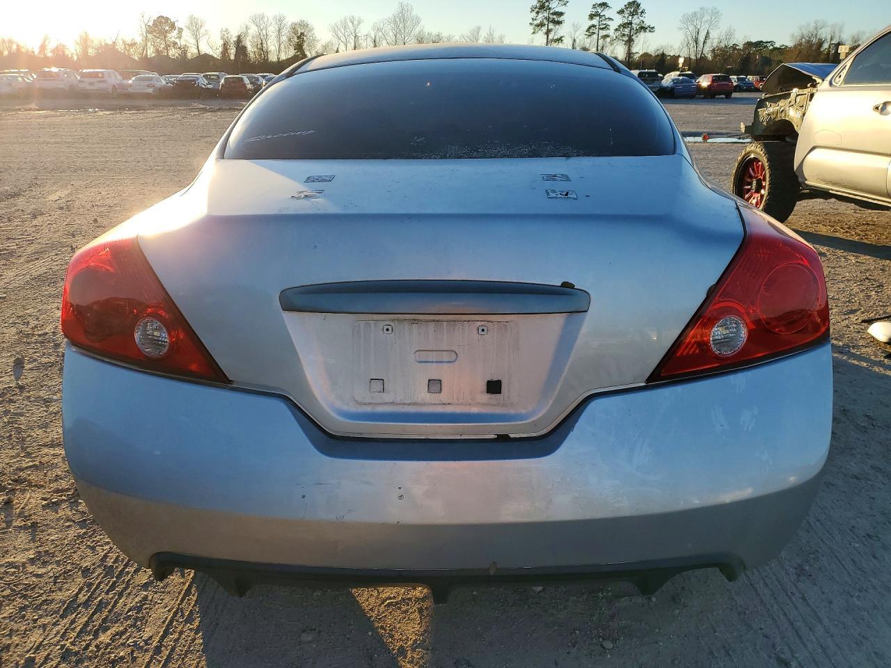 2010 Nissan Altima S - Фото 6