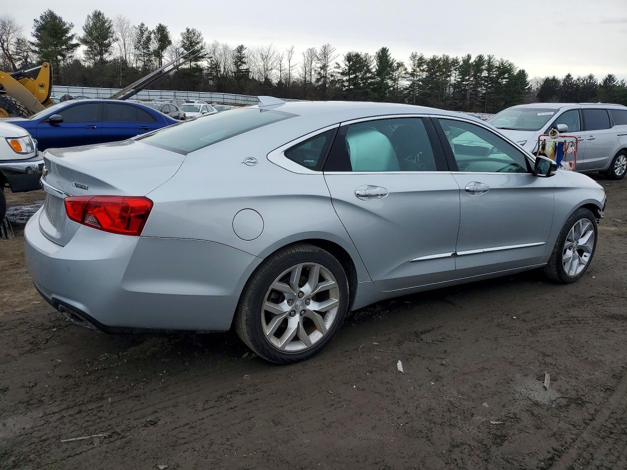 2018 Chevrolet Impala Premier - Image 3
