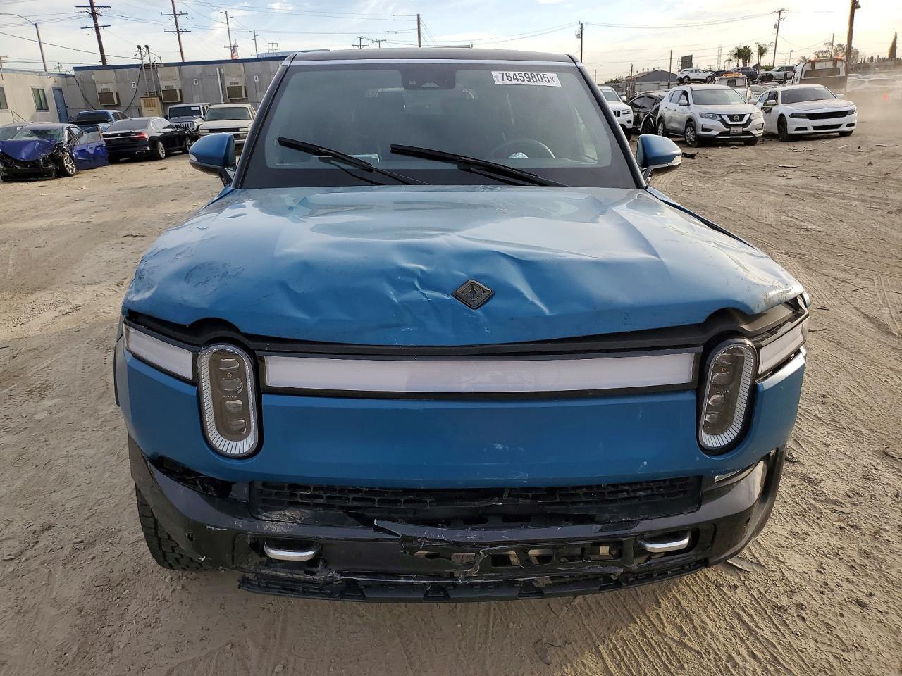 2023 Rivian R1S Adventure - Image 5