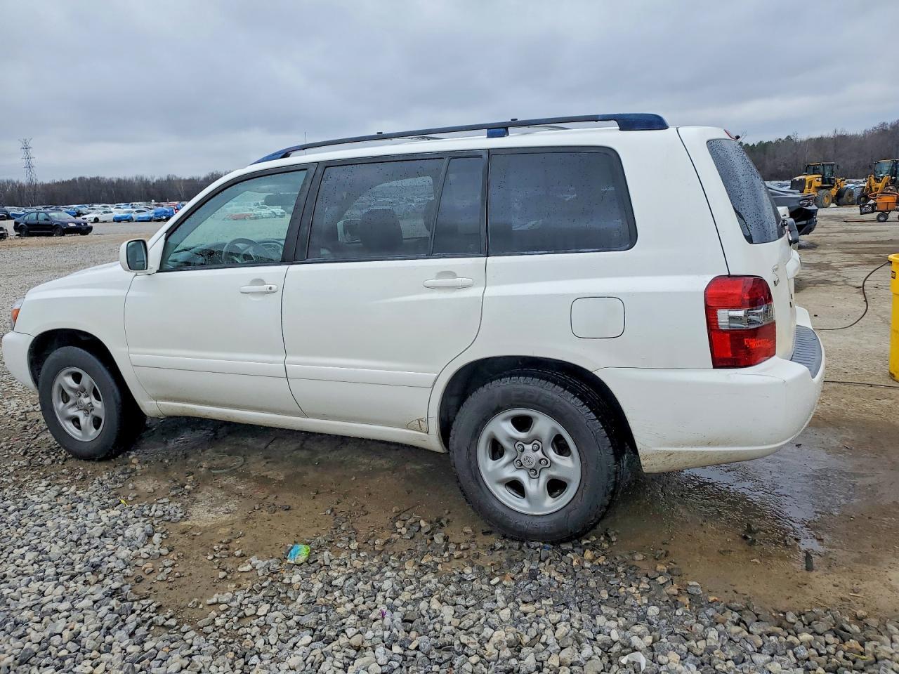 2006 Toyota Highlander Base - Image 2