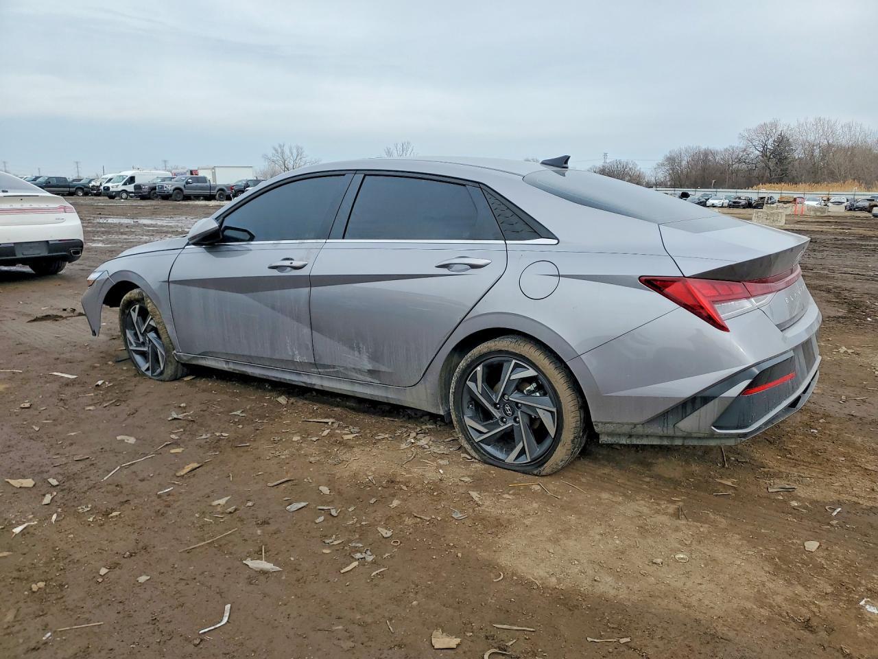 2025 Hyundai Elantra Sel - Фото 2