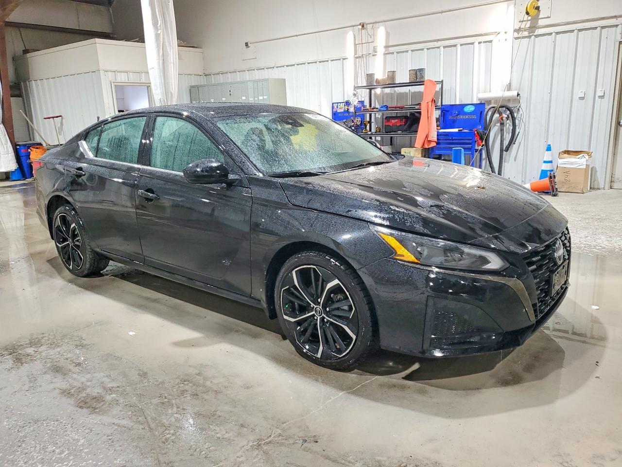 2023 Nissan Altima 2.5 Sr - Image 4