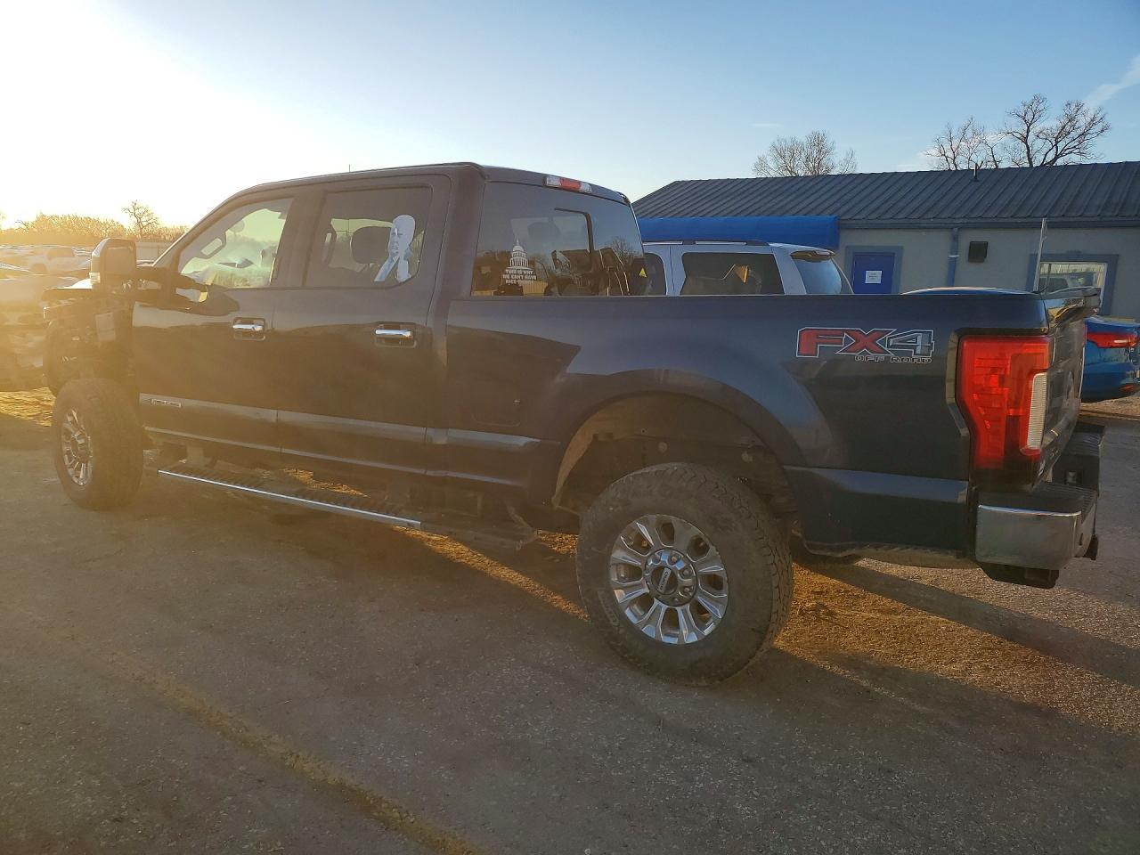 2017 Ford F250 Super Duty - Image 2