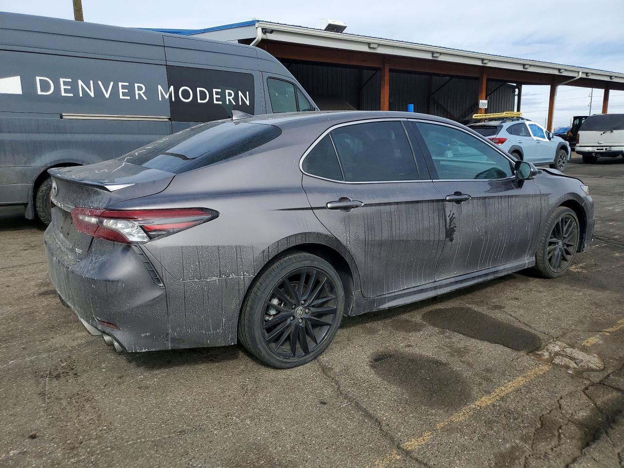 2022 Toyota Camry Xse - Фото 3