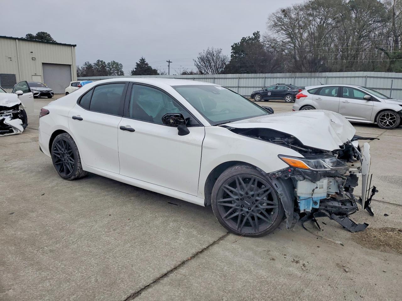 2021 Toyota Camry Le - Image 4