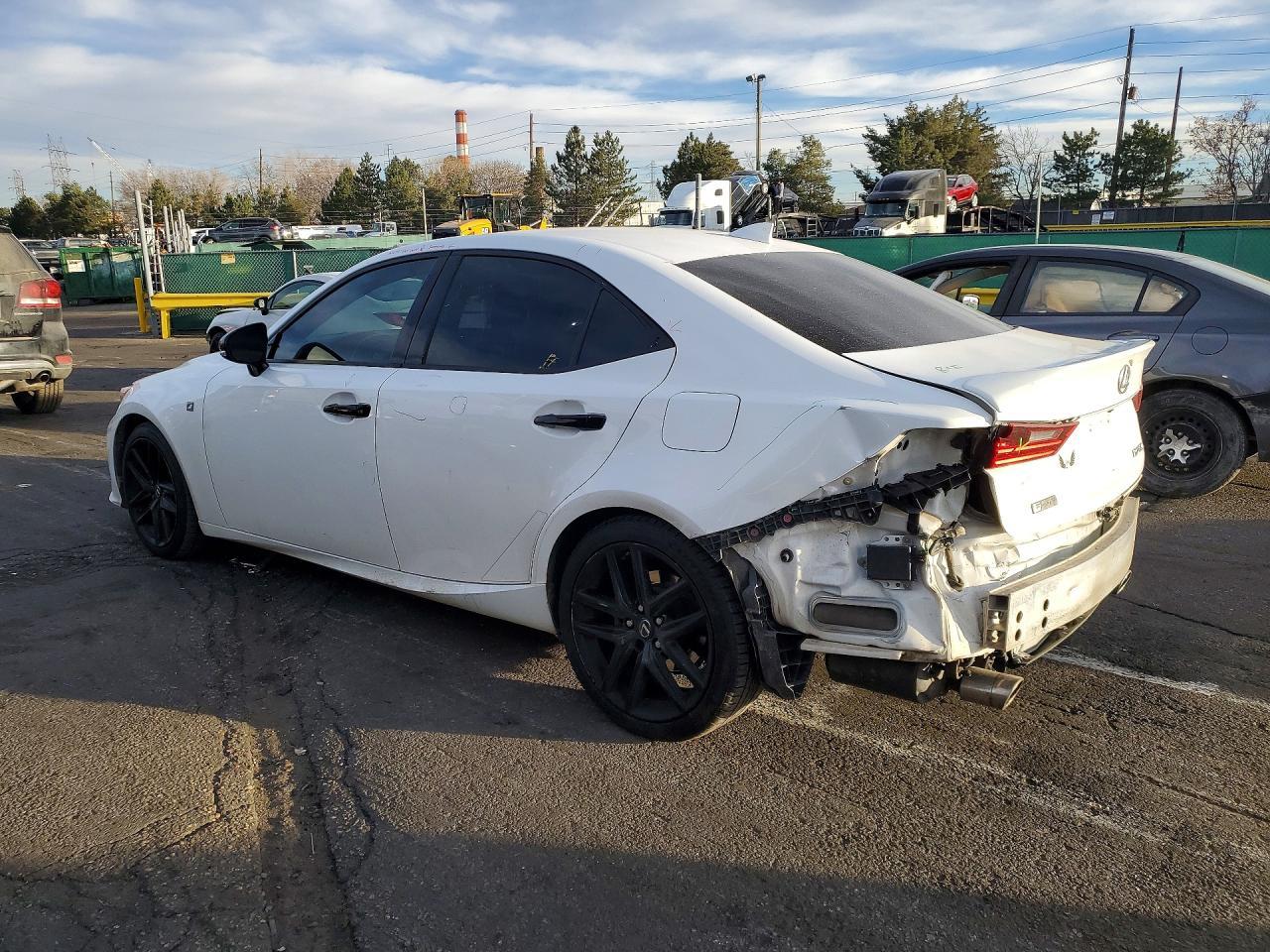 2015 Lexus Is 250 - Image 2