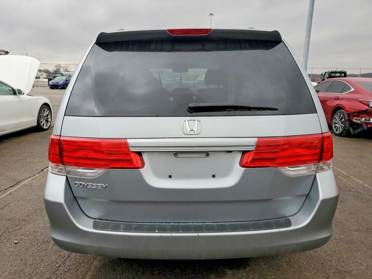 2010 Honda Odyssey - Image 6