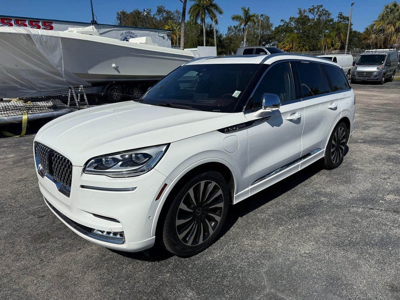 2020 Lincoln Aviator Black Label Grand Touring - Фото 2