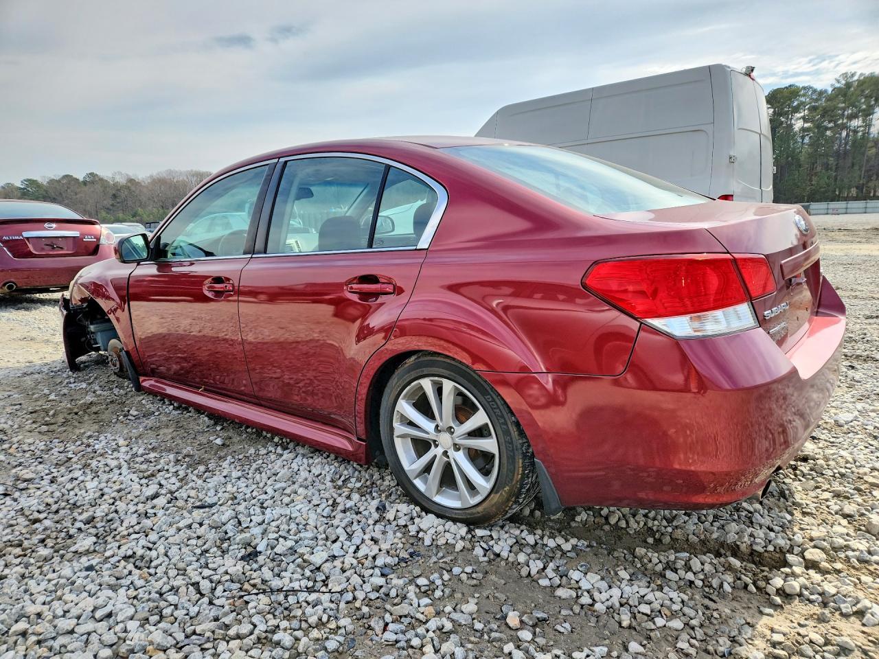 2013 Subaru Legacy 2.5I Premium - Image 2
