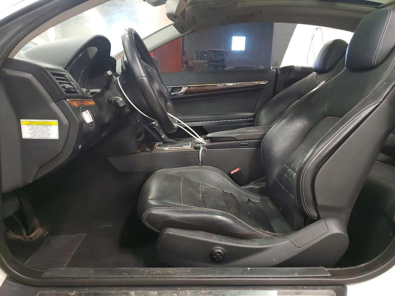 2010 Mercedes-Benz E 550 - Image 7