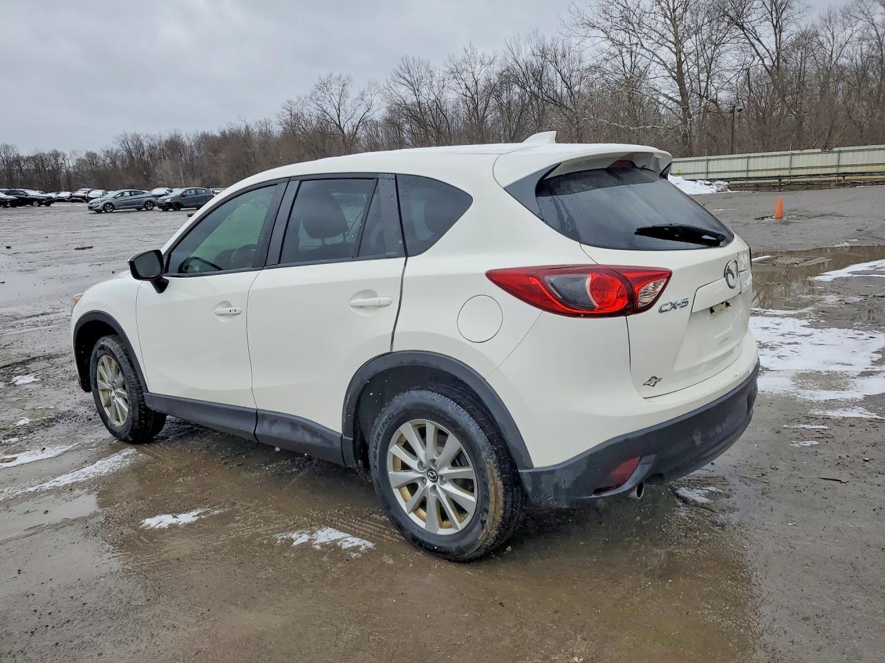 2015 Mazda Cx-5 Touring - Image 2