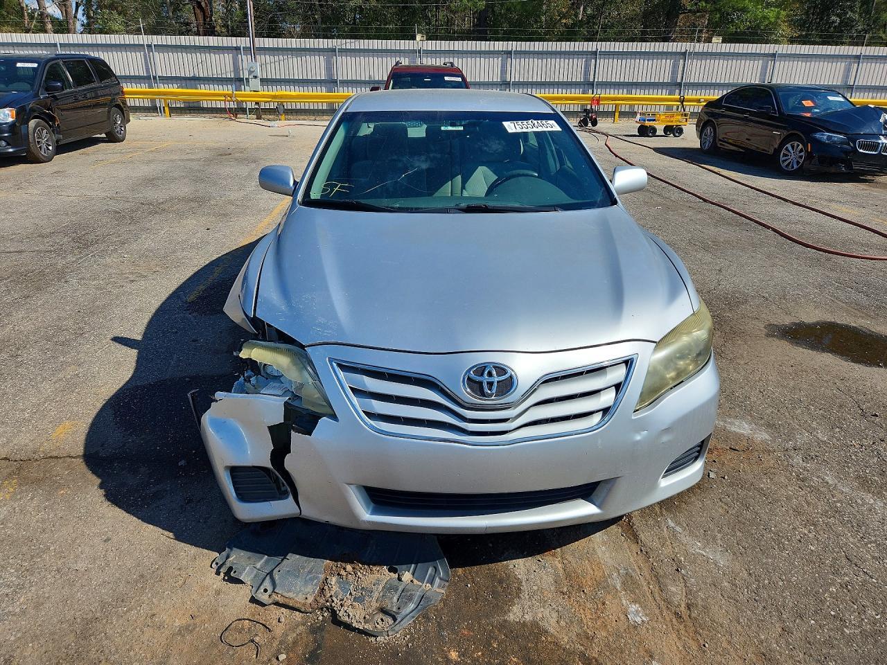 2011 Toyota Camry Le - Фото 5