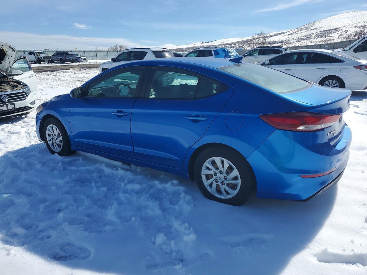 2017 Hyundai Elantra Se - Image 2
