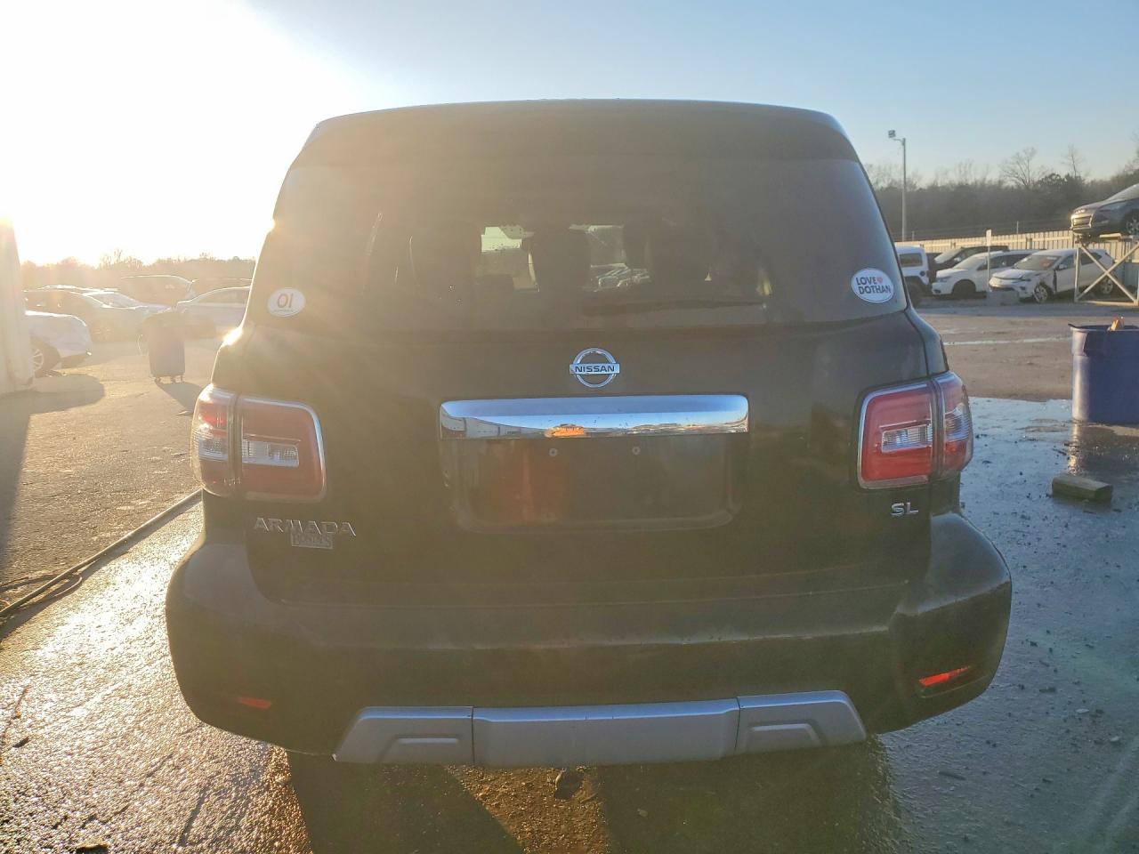 2018 Nissan Armada Sl - Image 6