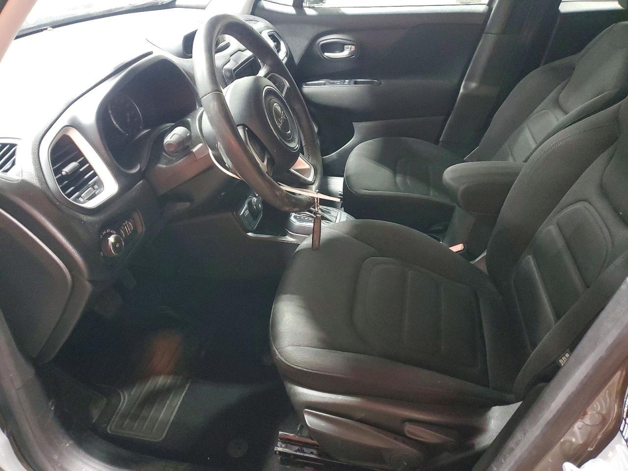 2021 Jeep Renegade Latitude - Фото 7
