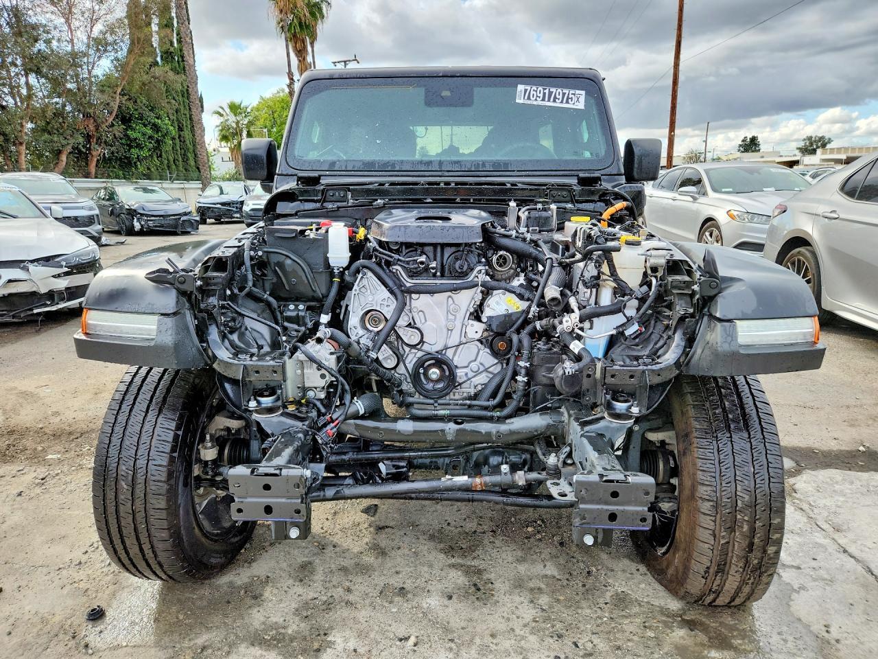 2024 Jeep Wrangler 4Xe - Image 5