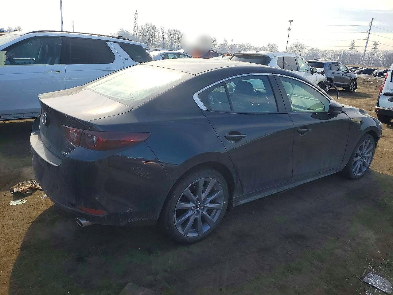 2025 Mazda 3 Preferred - Фото 3