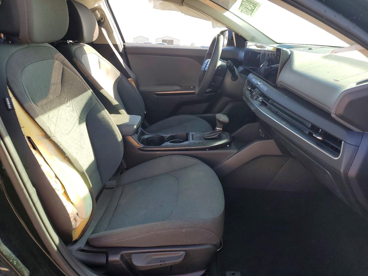 2025 Kia K4 Lxs - Image 7