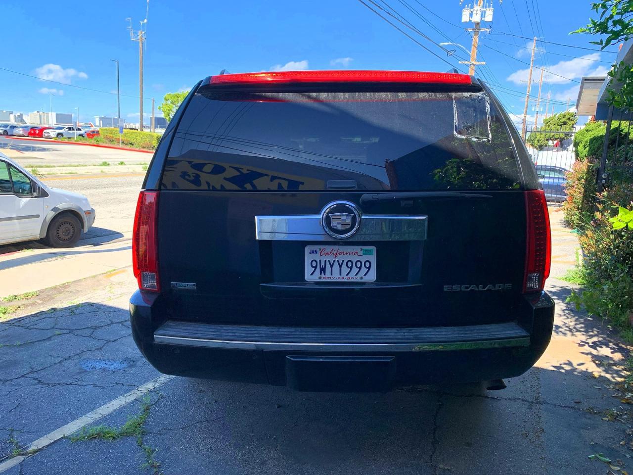 2011 Cadillac Escalade Esv - Image 4