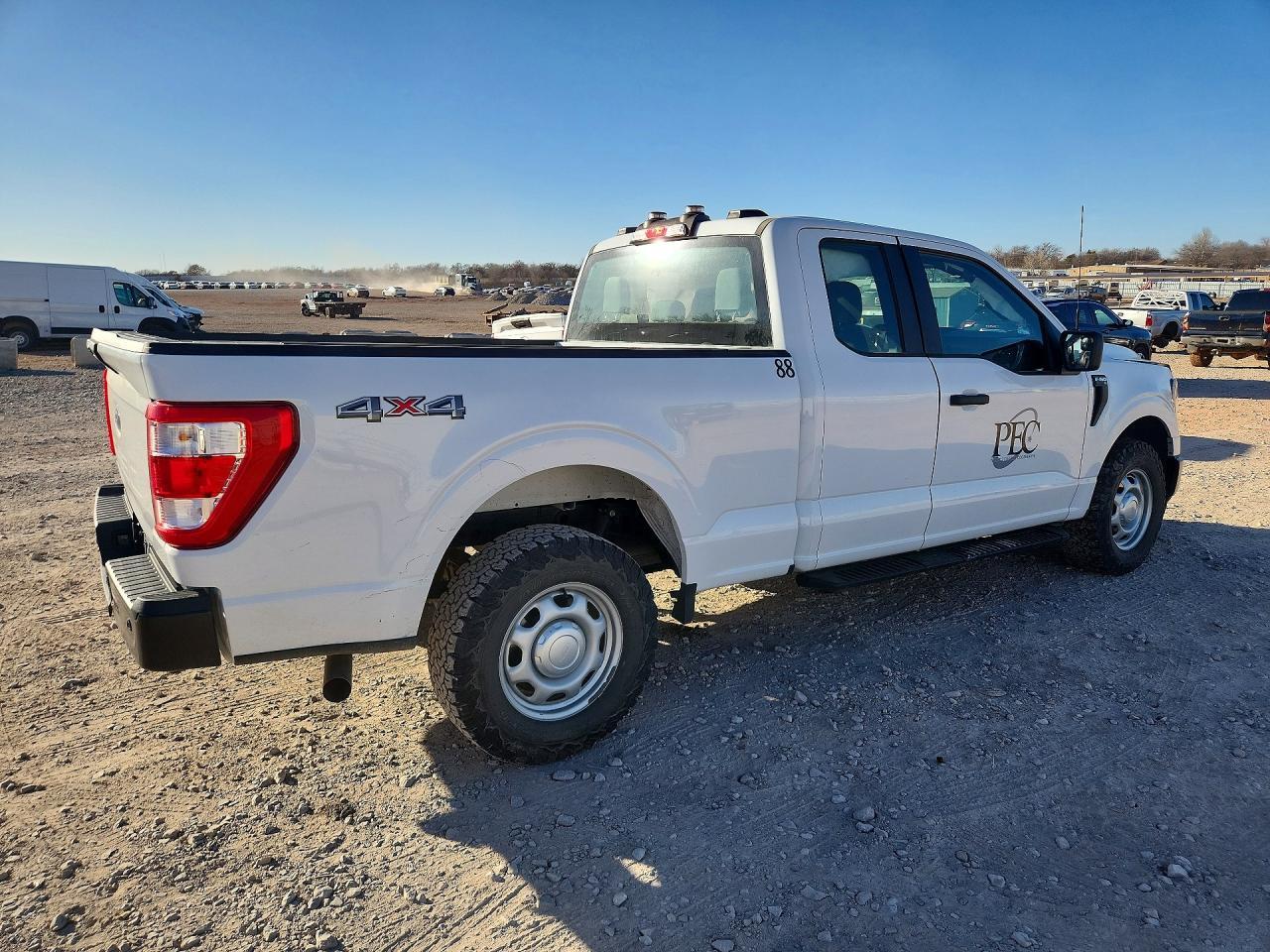2023 Ford F150 Super Cab - Фото 3