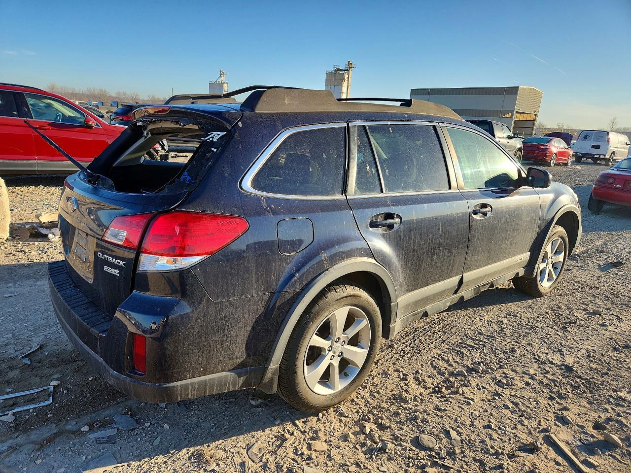 2013 Subaru Outback 2.5I Premium - Image 3