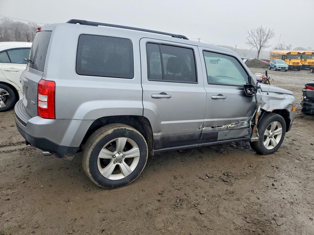 2015 Jeep Patriot Latitude - Image 3
