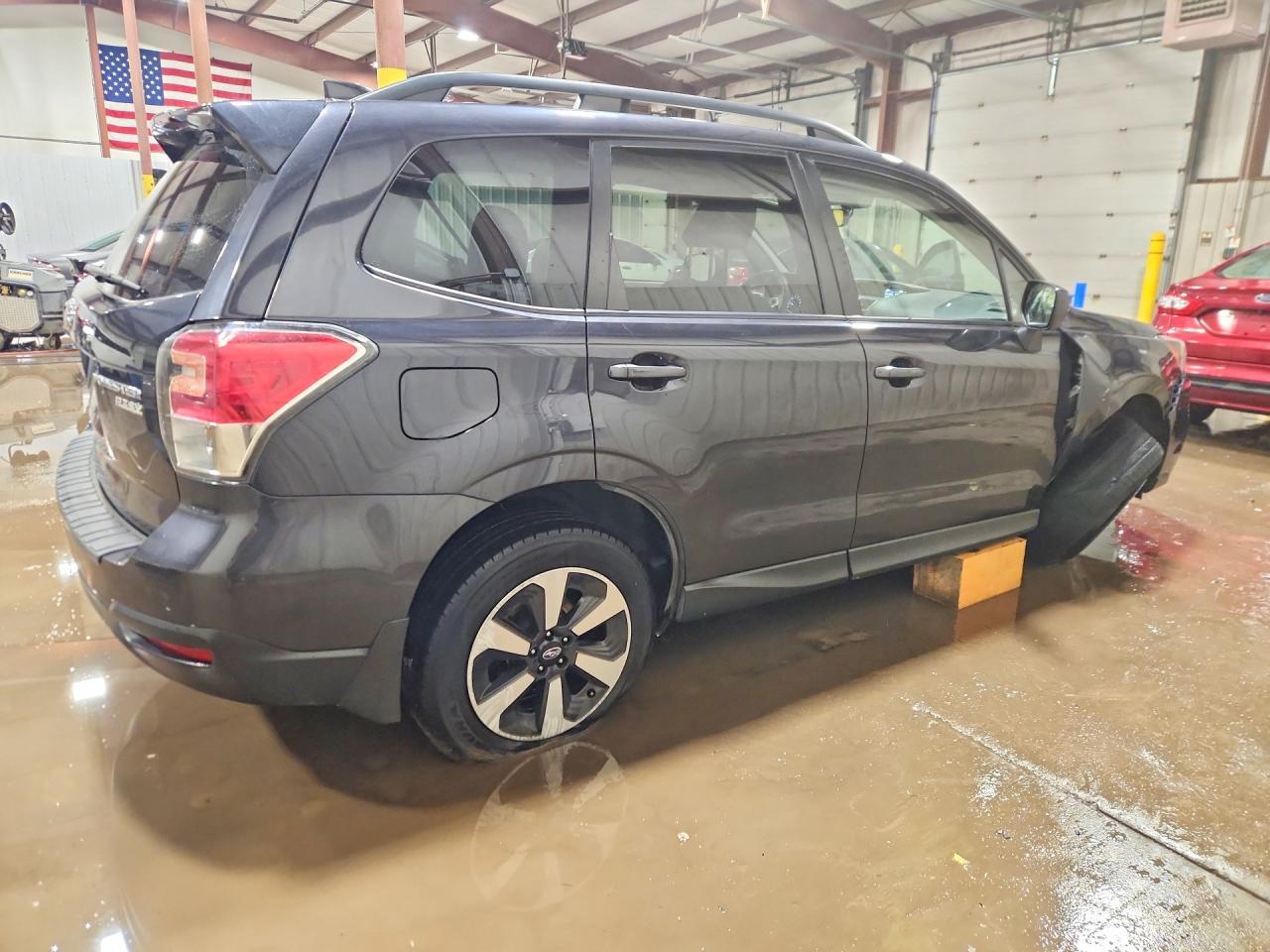 2017 Subaru Forester 2.5I Premium - Image 3